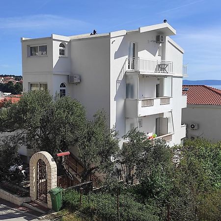 Apartment Topic Baška Voda Dış mekan fotoğraf