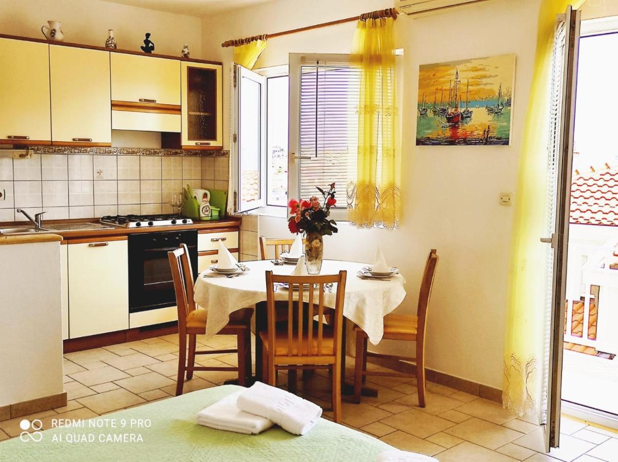 Apartment Topic Baška Voda Dış mekan fotoğraf