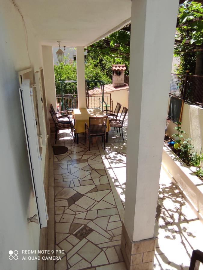 Apartment Topic Baška Voda Dış mekan fotoğraf