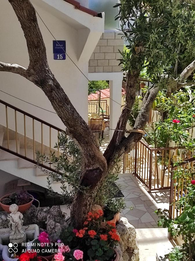 Apartment Topic Baška Voda Dış mekan fotoğraf