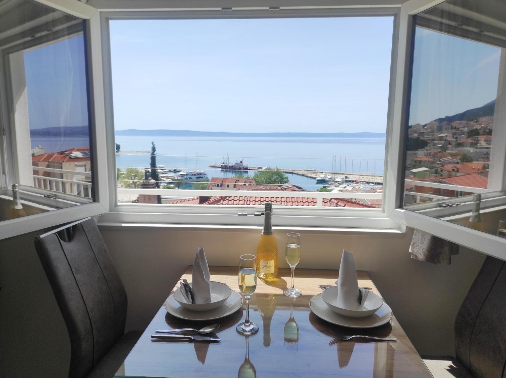 Apartment Topic Baška Voda Dış mekan fotoğraf