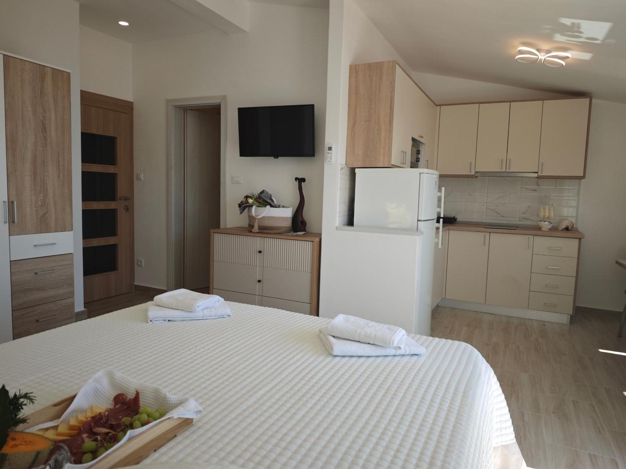 Apartment Topic Baška Voda Dış mekan fotoğraf