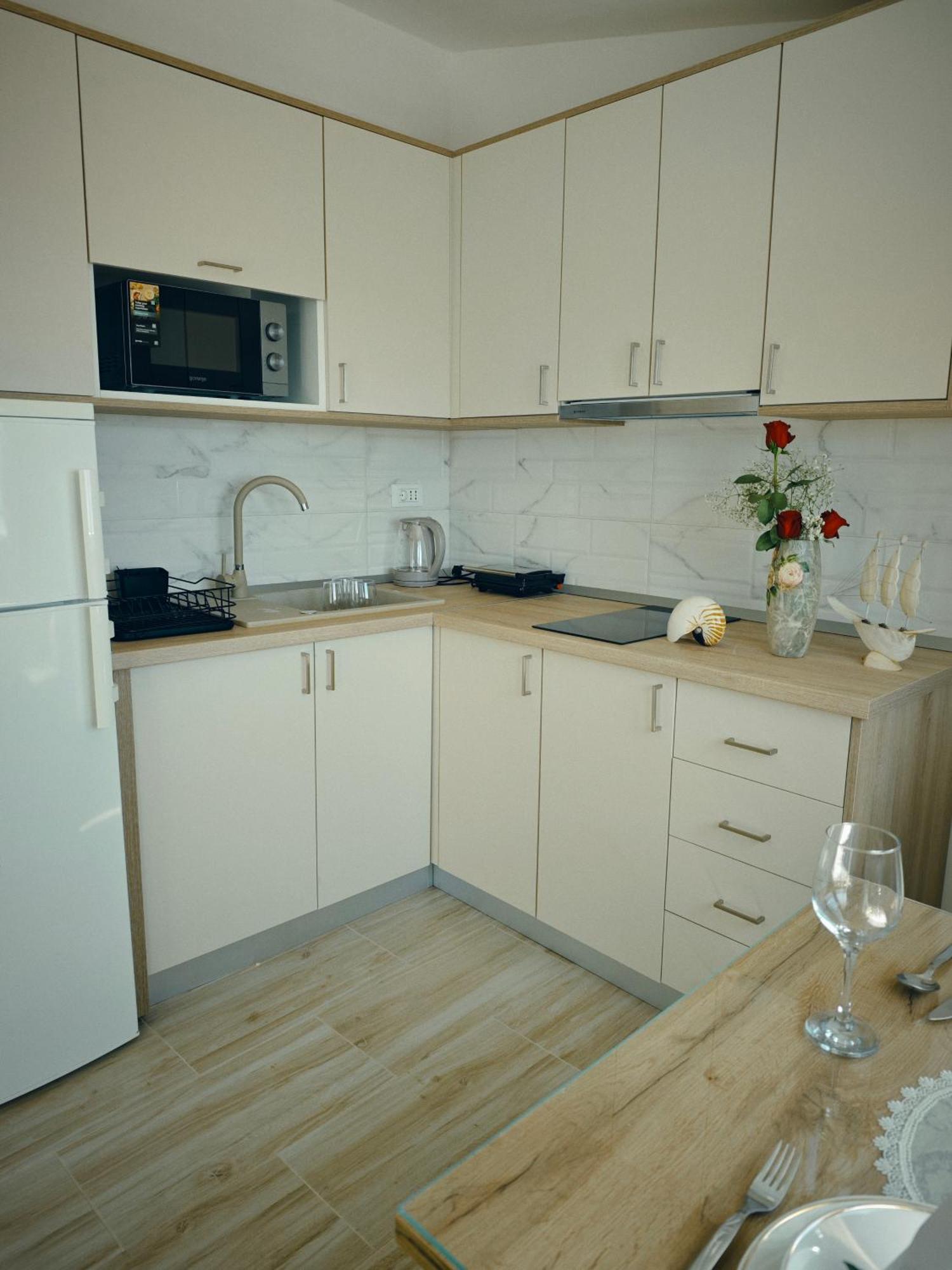 Apartment Topic Baška Voda Dış mekan fotoğraf