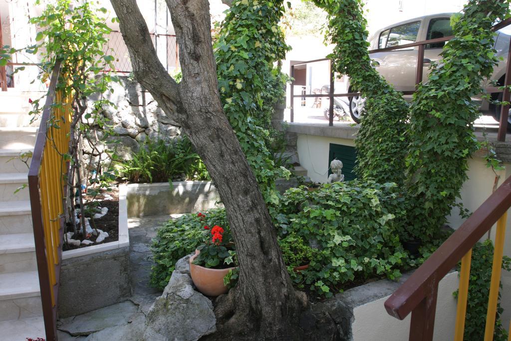 Apartment Topic Baška Voda Dış mekan fotoğraf