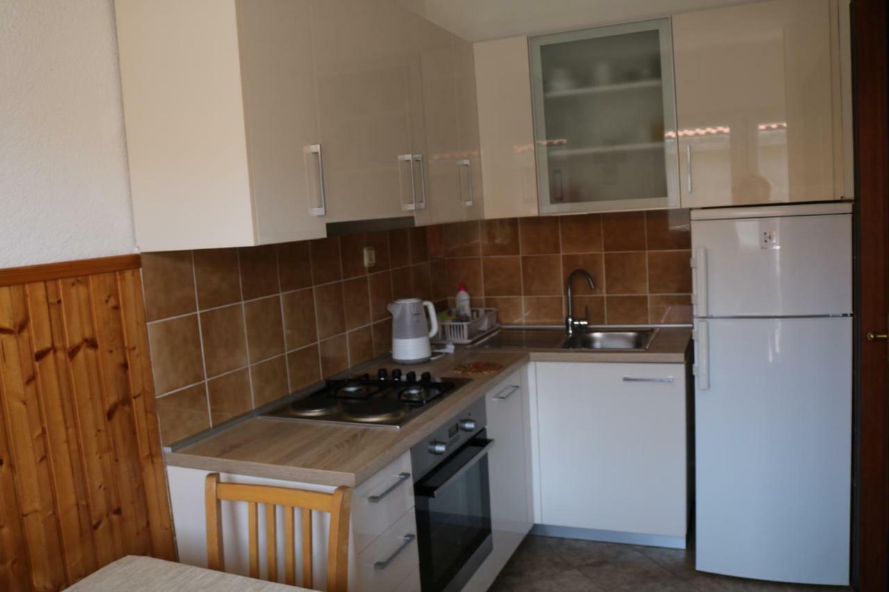 Apartment Topic Baška Voda Dış mekan fotoğraf